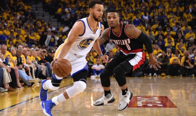 杏彩体育-弗莱：利拉德绝对值名人堂 他每年都带队季后赛 只是遇到了宇宙勇