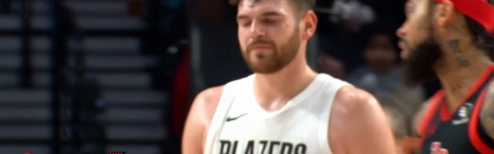 👀第三节末段 斯普利特换下克林根 但没上杨瀚森 上了小阵容